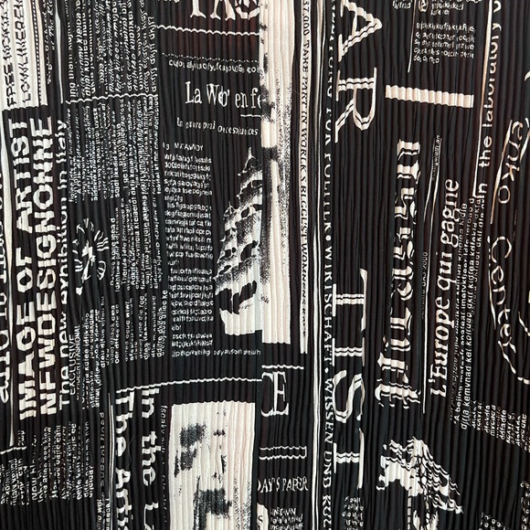 NWT Reversable Pleated Vest A282AC - Picture 9 of 10